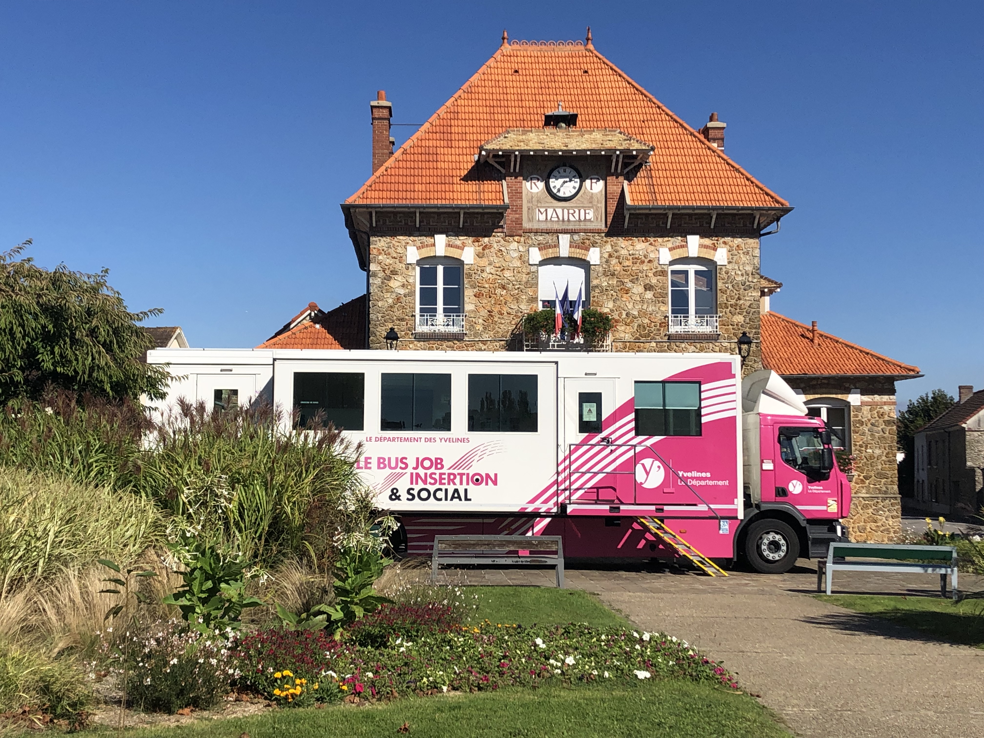 Bus Job Insertion & Social à Achères - 26 juin 2025 de 10h à 17h